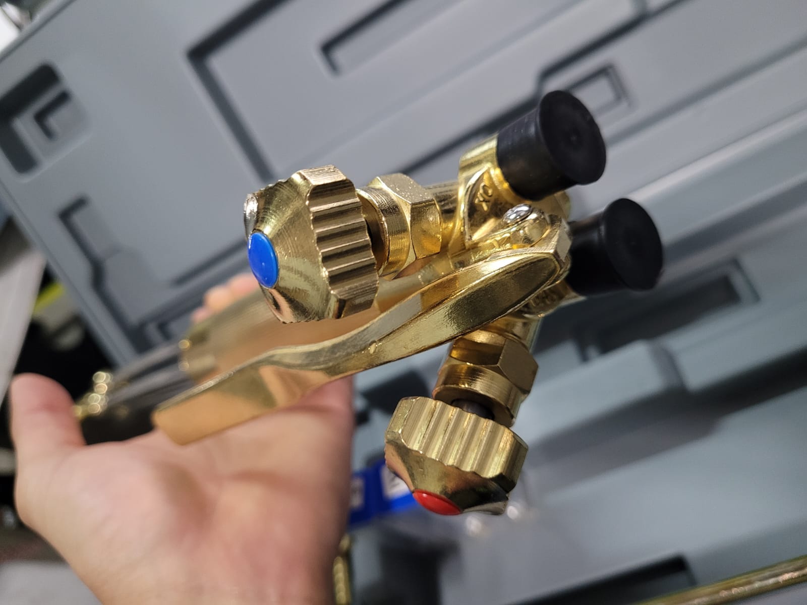 WhatsApp Image 2024-01-17 at 10.26.55 (1) SOPLETE DE OXICORTE 62-3F KIT INCLUYE 3 BOQUILLAS, COMPAS Y MALETA - Imagen 4