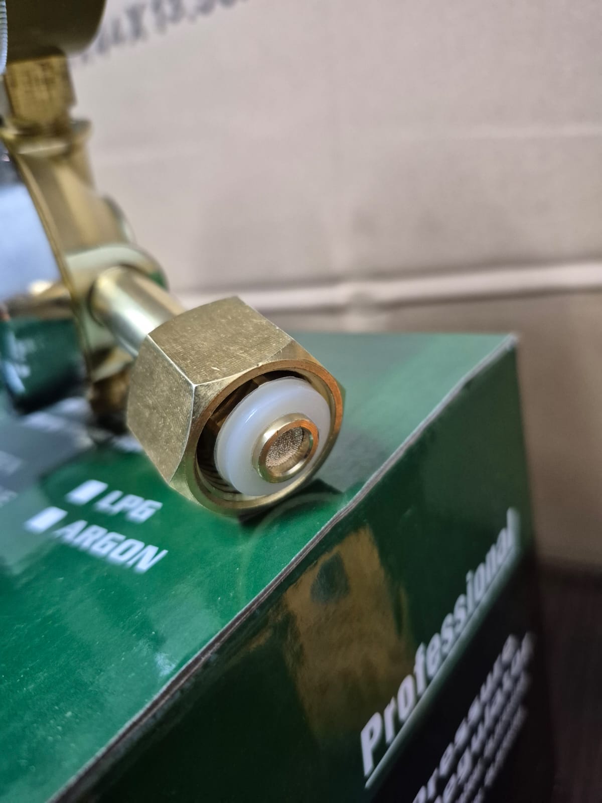 REGULADOR DE OXIGENO INDUSTRIAL ENT 4000 PSI ECO - Imagen 3
